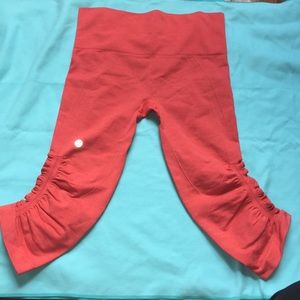 Size 4 Flow & Go Lululemon Crops
